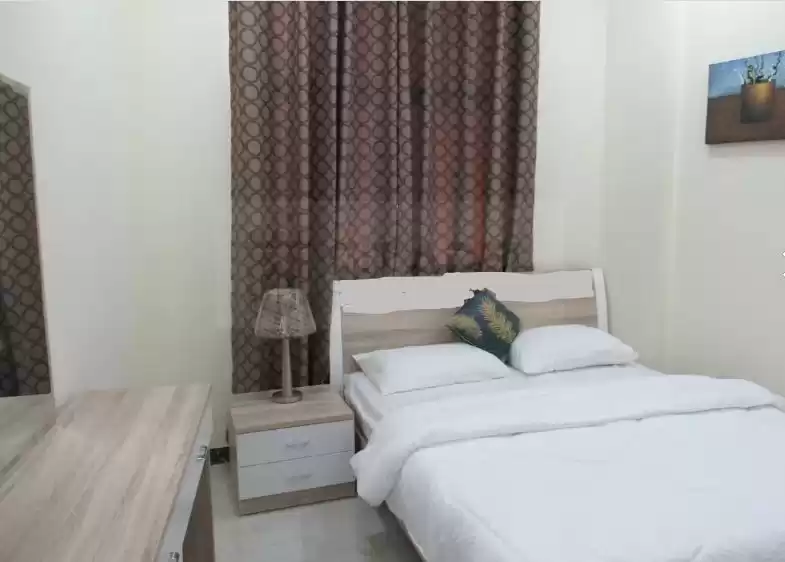 Residential Ready Property 2 Bedrooms F/F Apartment  for rent in Al Sadd , Doha #10848 - 1  image 